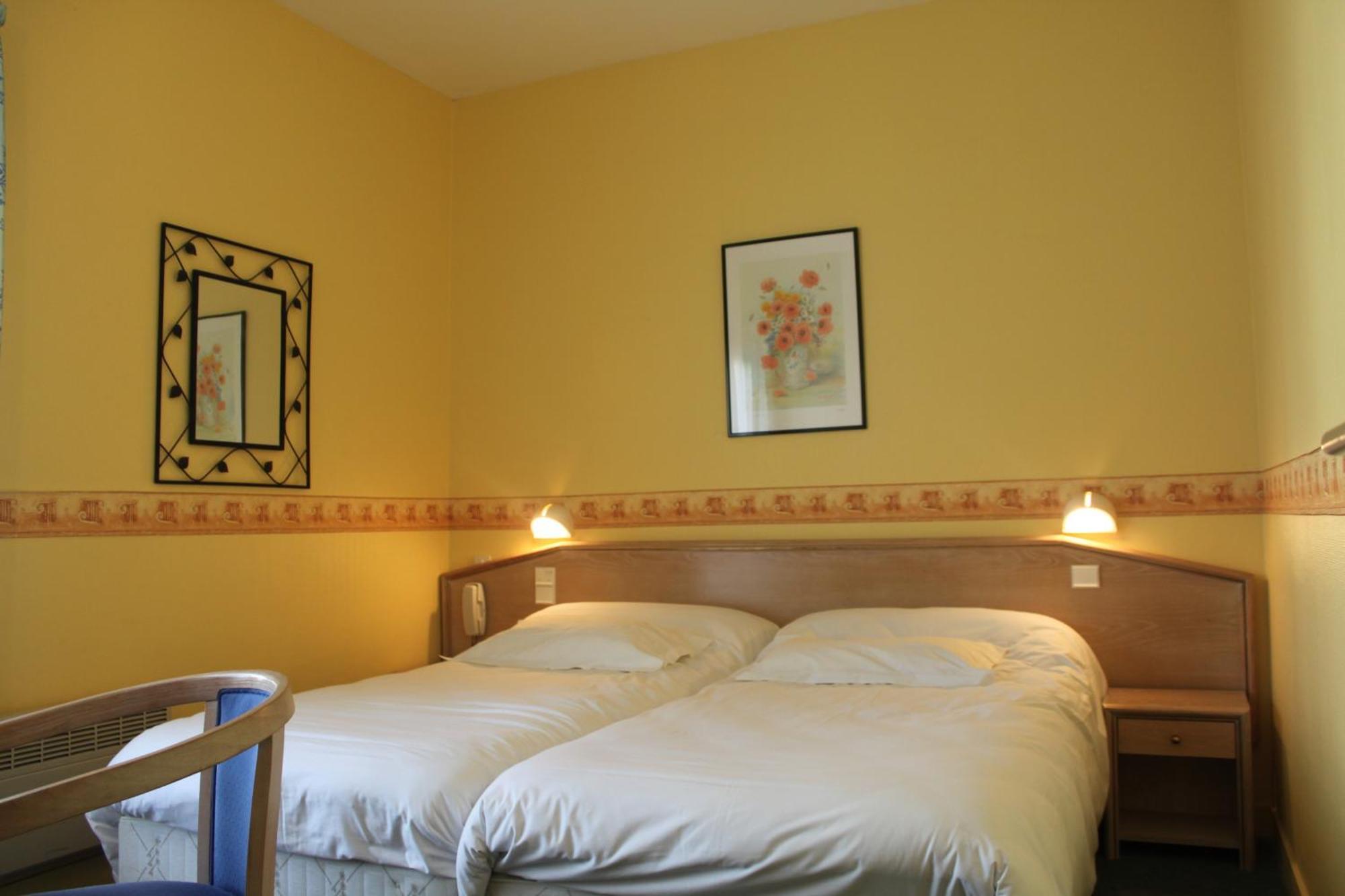 Hotel Des Bains Lancieux Oda fotoğraf